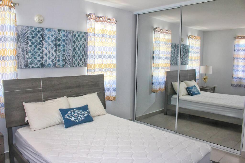 Casa Mar Azul Cerca De La Playa De Flamenco Villa Isla Culebra Kültér fotó